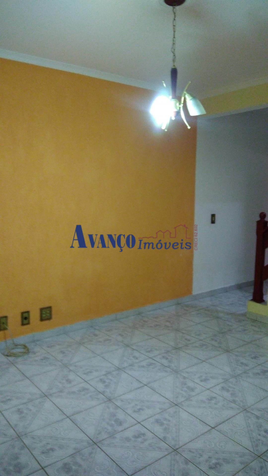 Casa à venda com 3 quartos, 135m² - Foto 4