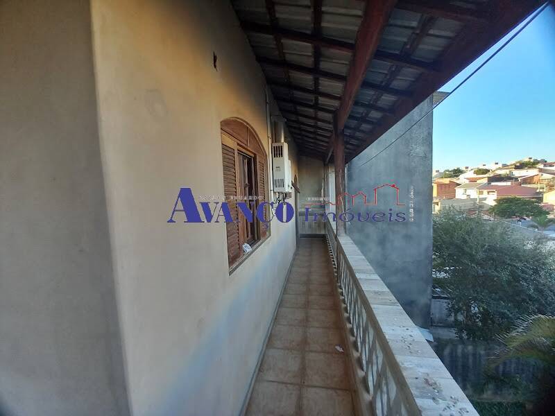 Casa à venda com 5 quartos, 302m² - Foto 16