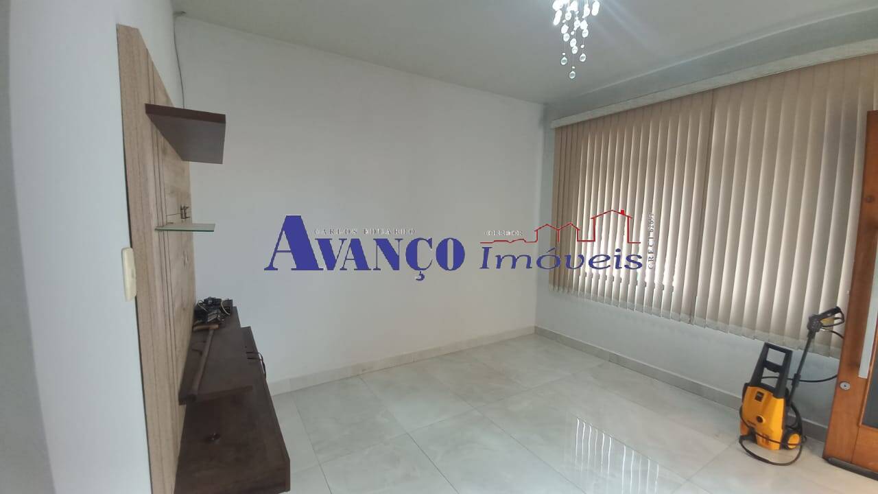 Casa para alugar com 3 quartos, 145m² - Foto 3