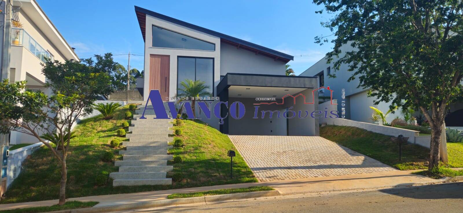 Villagio Paradiso - Maravilhosa casa nova, térrea e com piscina