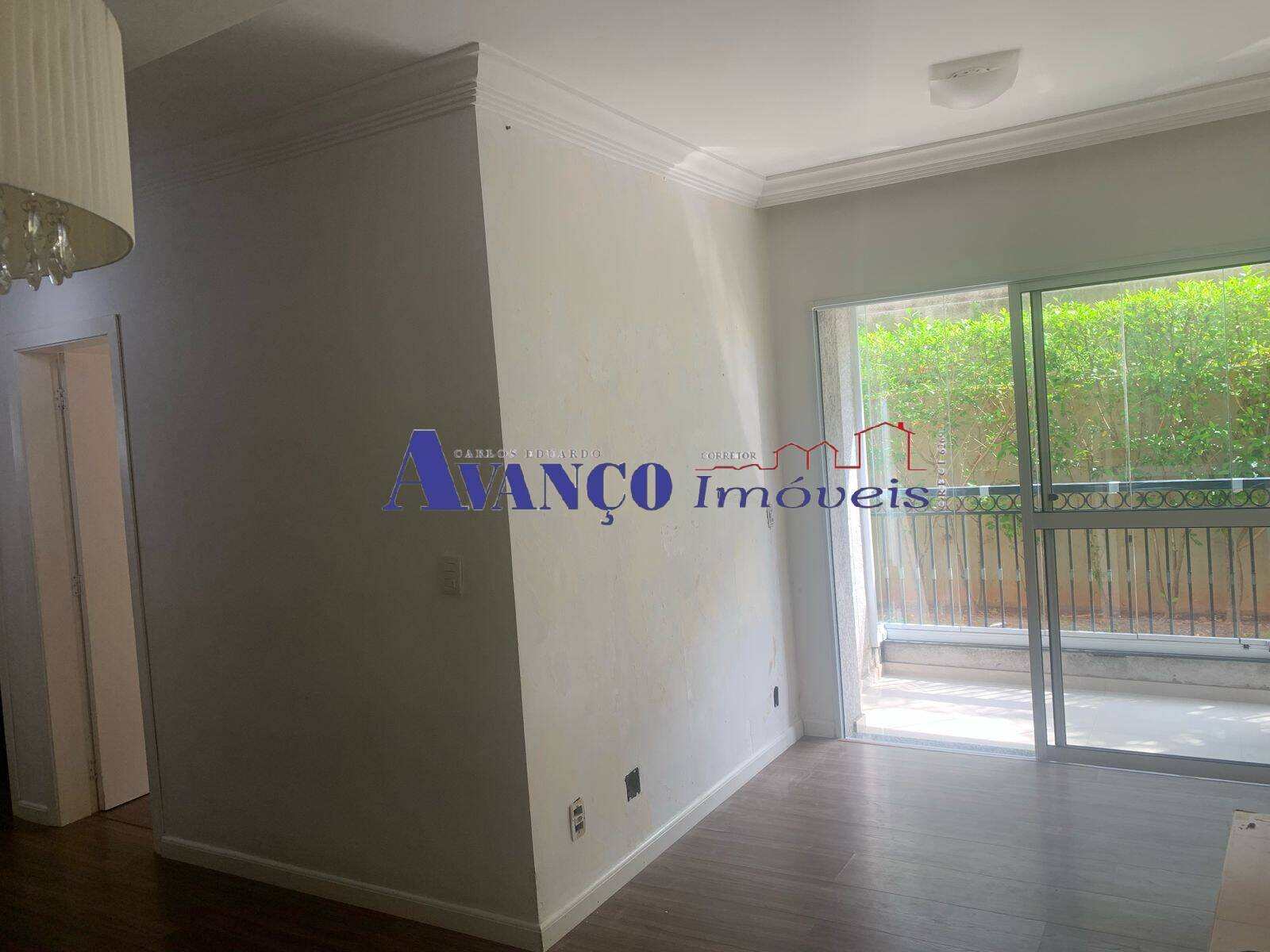 Residencial Torres do Caxambu - Lindo apartamento térreo