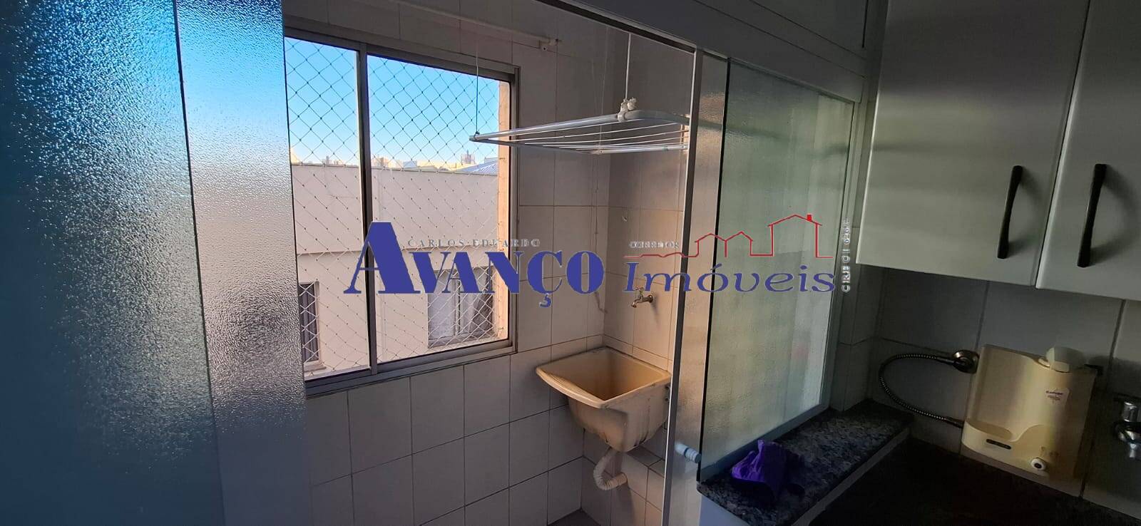 Apartamento para alugar com 2 quartos, 55m² - Foto 4