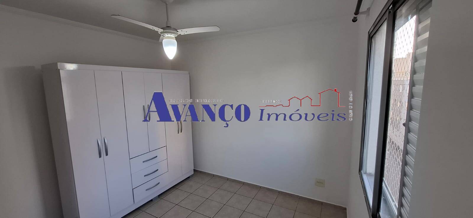Apartamento para alugar com 2 quartos, 55m² - Foto 10