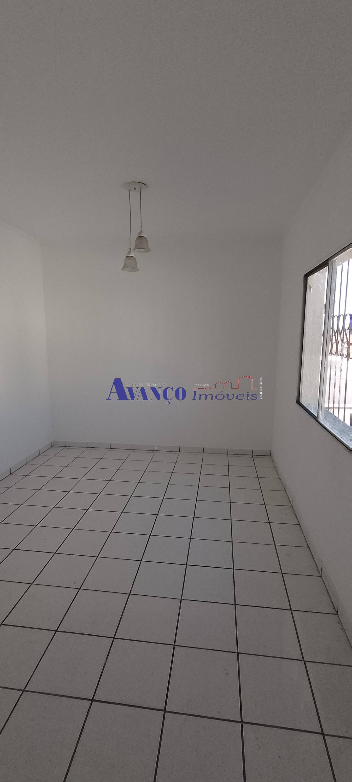 Casa para alugar com 2 quartos, 90m² - Foto 2