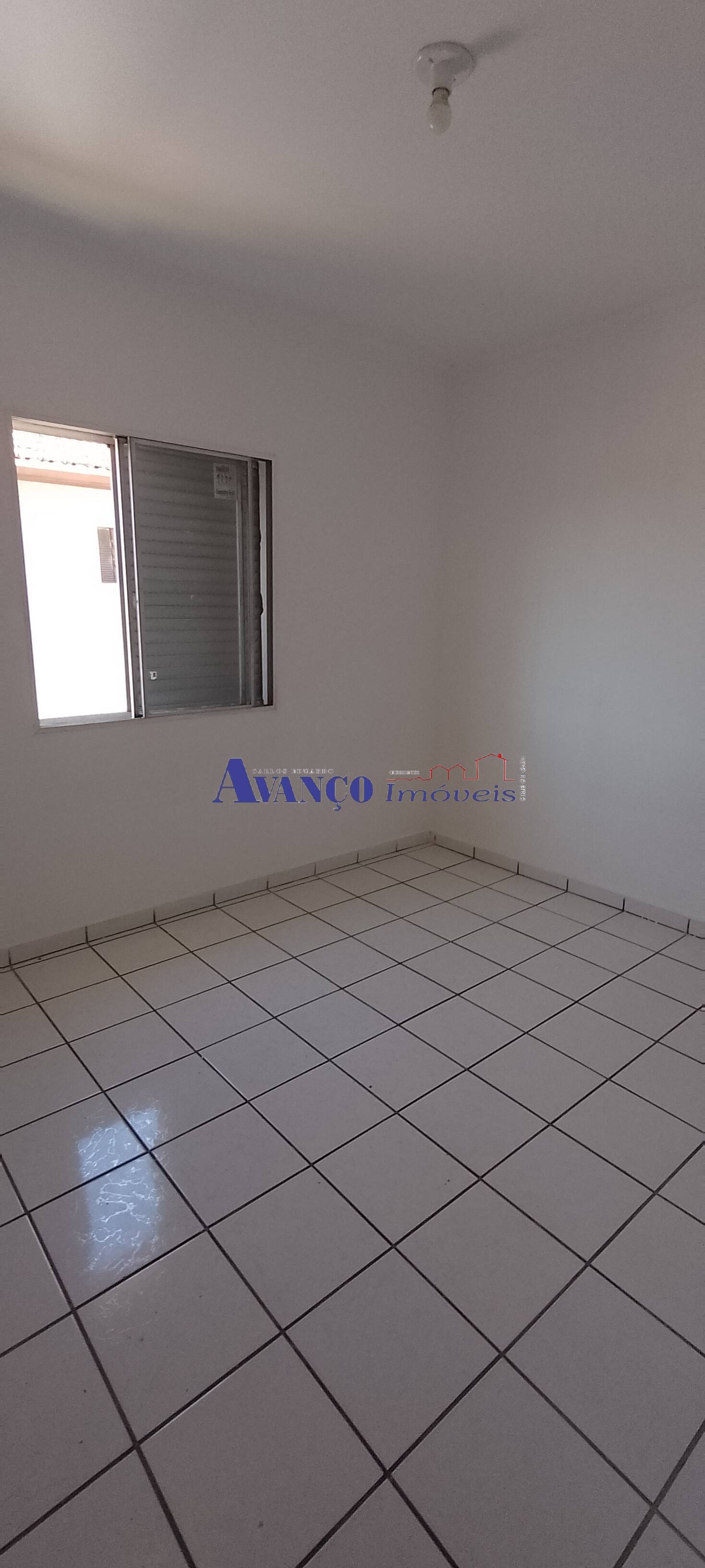 Casa para alugar com 2 quartos, 90m² - Foto 7