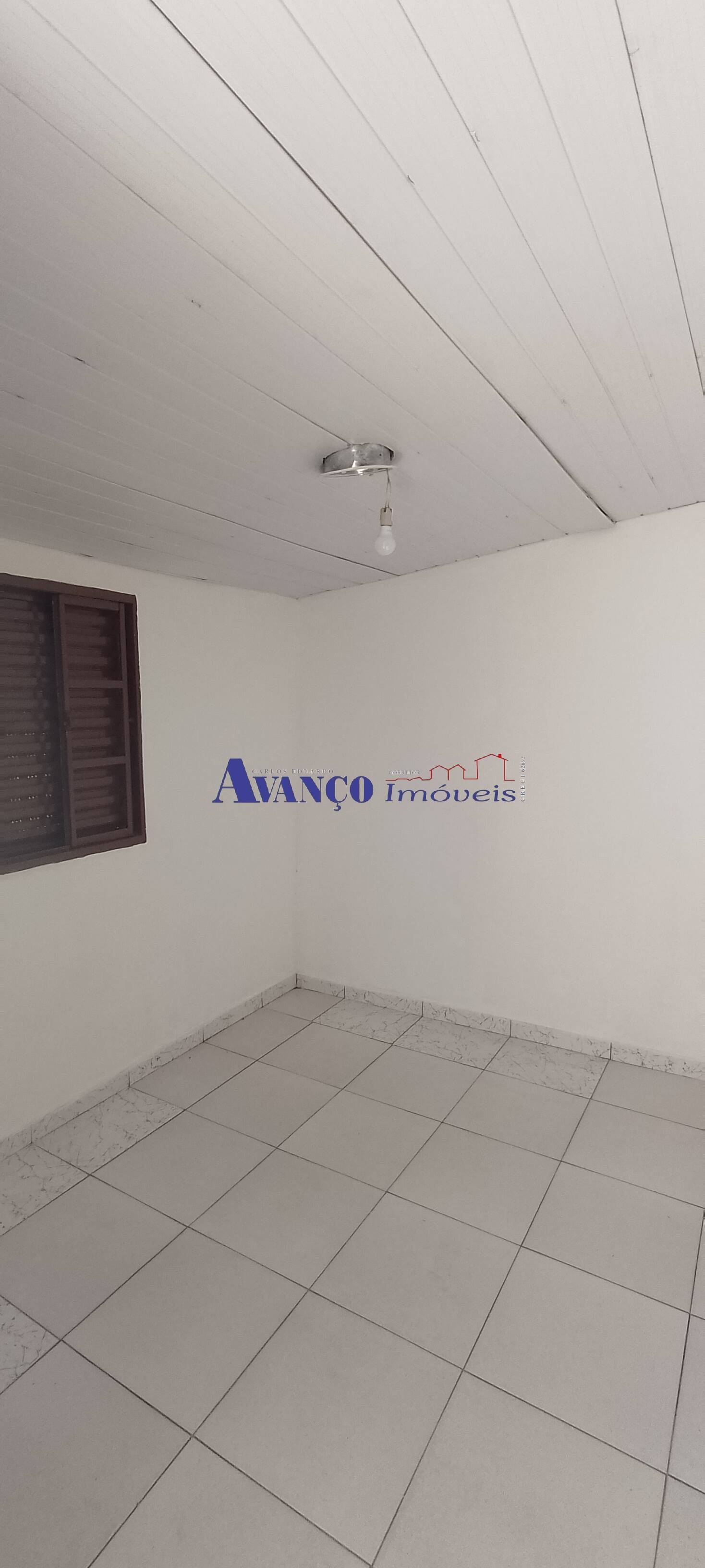Casa para alugar com 2 quartos, 90m² - Foto 9