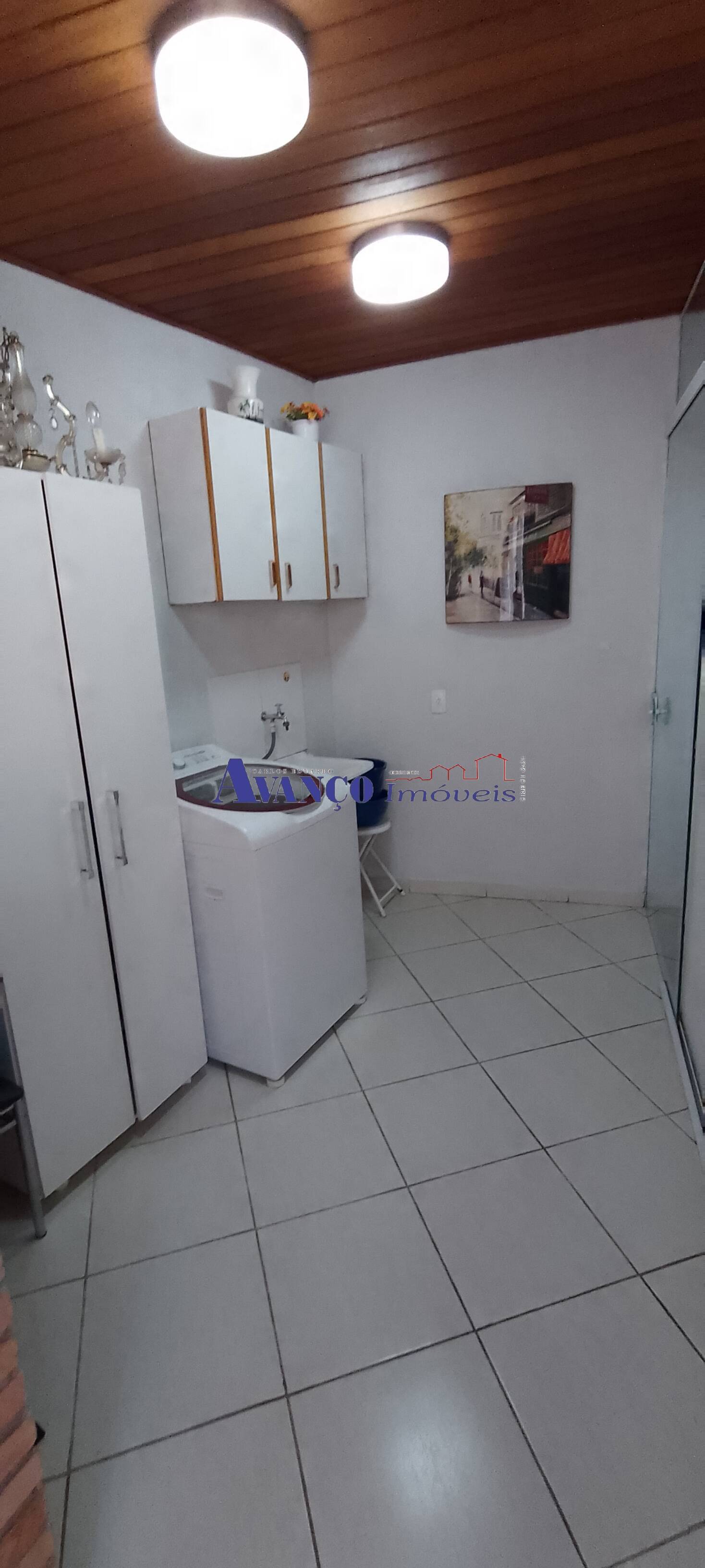 Casa à venda com 3 quartos, 127m² - Foto 4