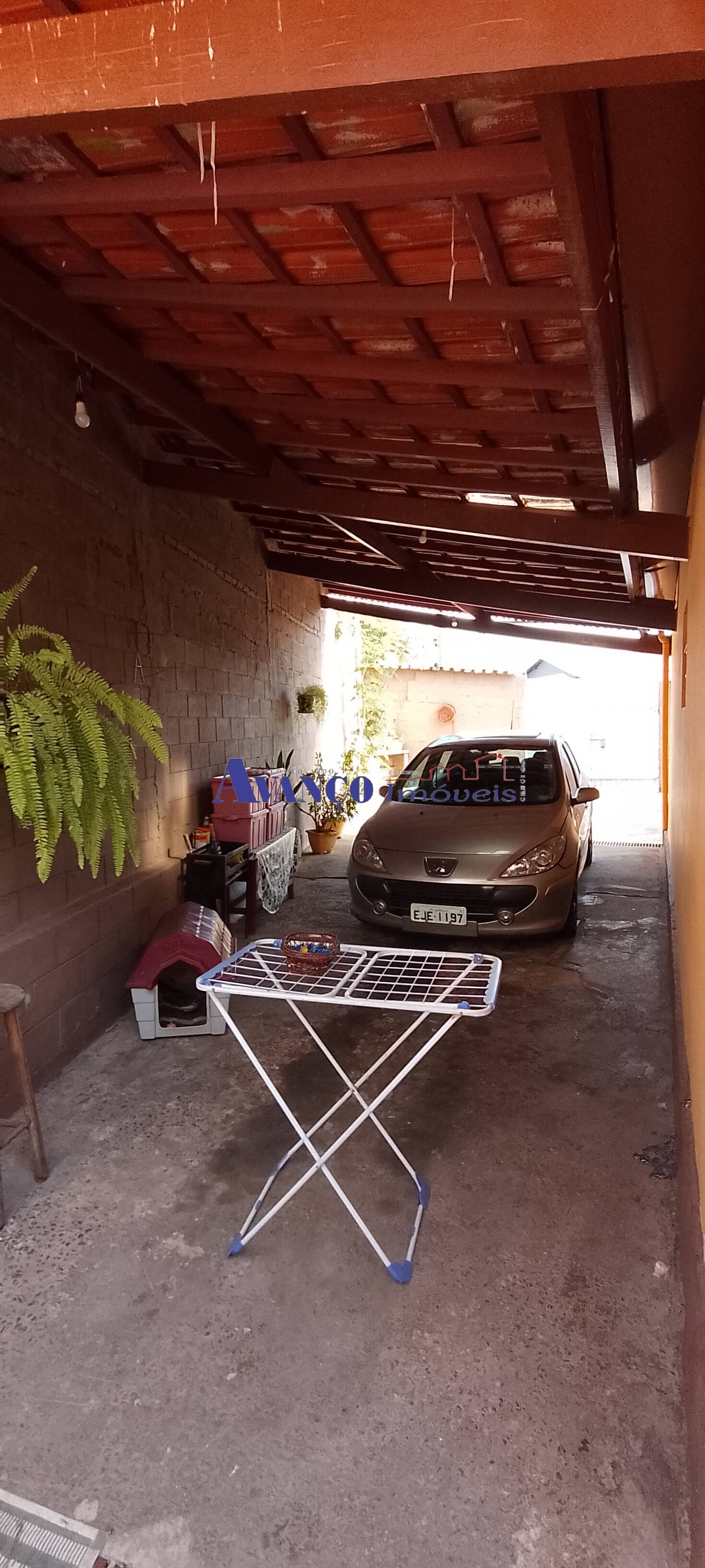 Casa à venda com 3 quartos, 127m² - Foto 11