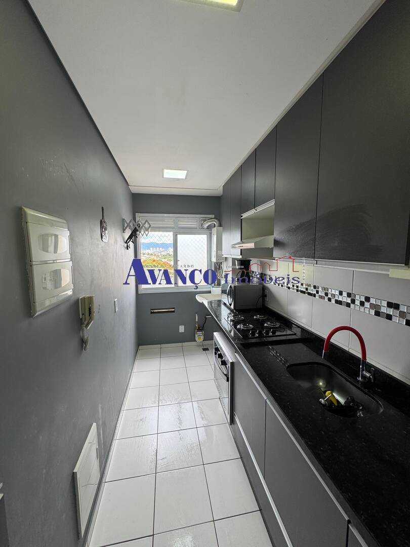 Apartamento à venda com 2 quartos, 60m² - Foto 5