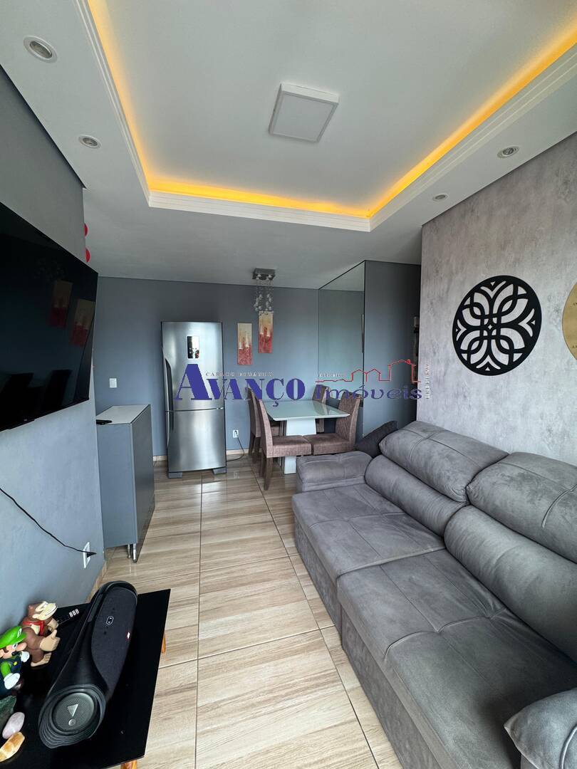 Apartamento à venda com 2 quartos, 60m² - Foto 4