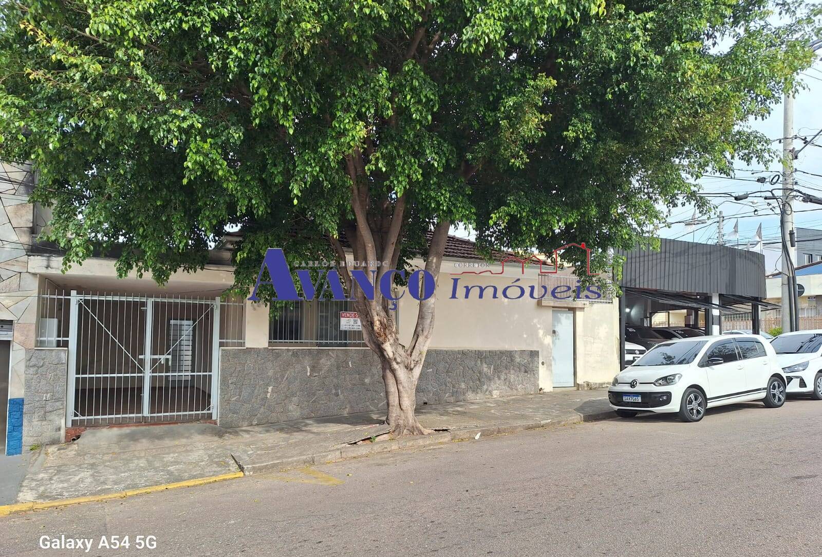 Casa à venda com 2 quartos, 267m² - Foto 2