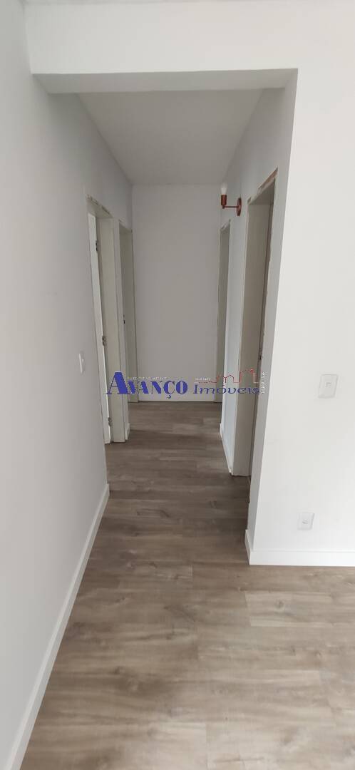 Apartamento para alugar com 3 quartos, 75m² - Foto 7
