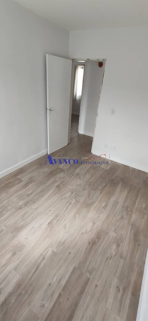 Apartamento para alugar com 3 quartos, 75m² - Foto 9