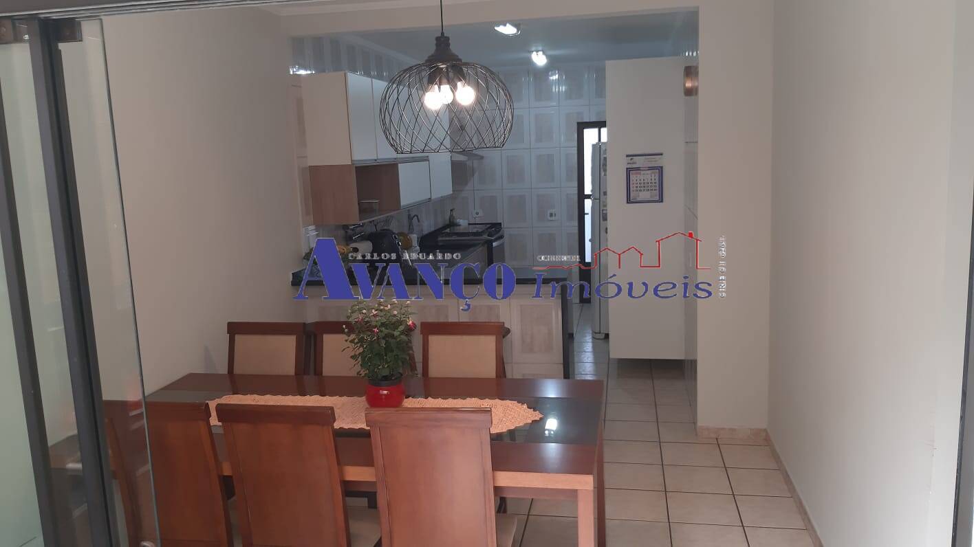 Casa, 3 quartos, 284 m² - Foto 8