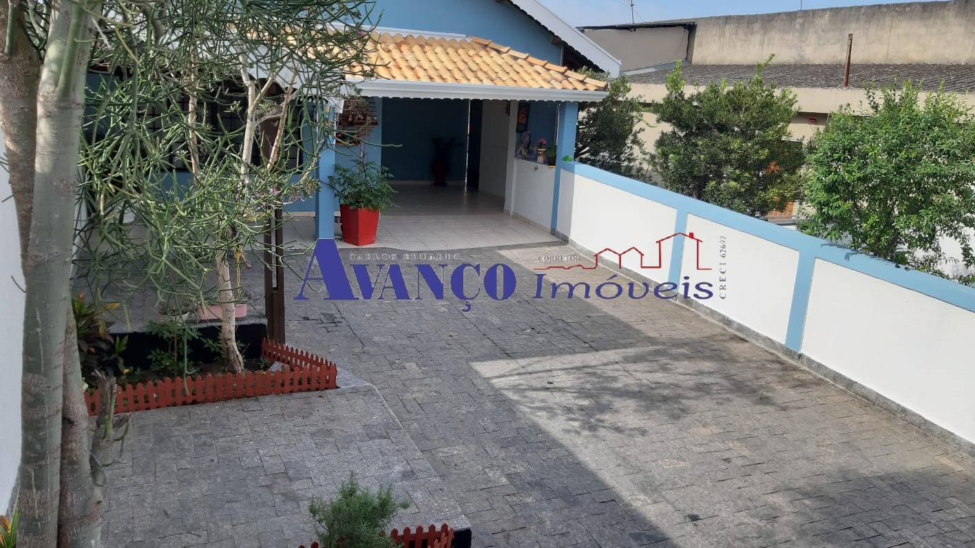Casa, 3 quartos, 284 m² - Foto 2