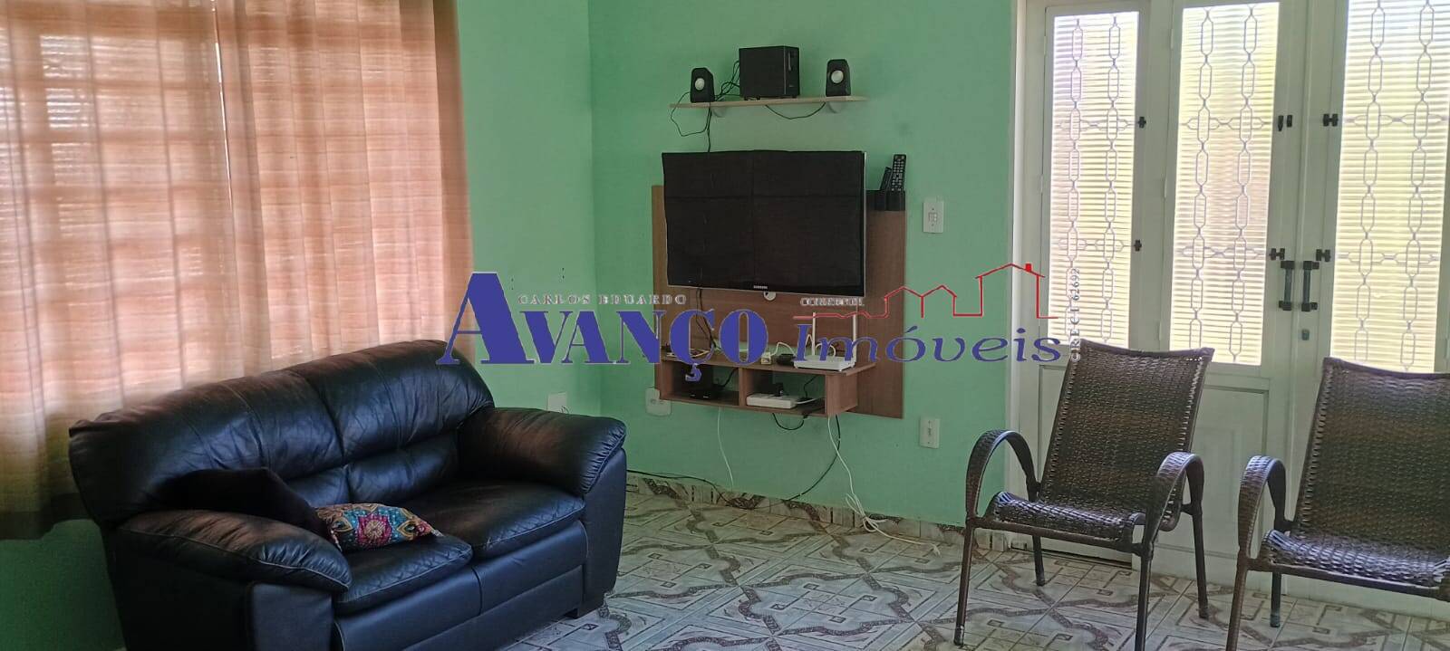 Chácara, 2 quartos, 1036 m² - Foto 2