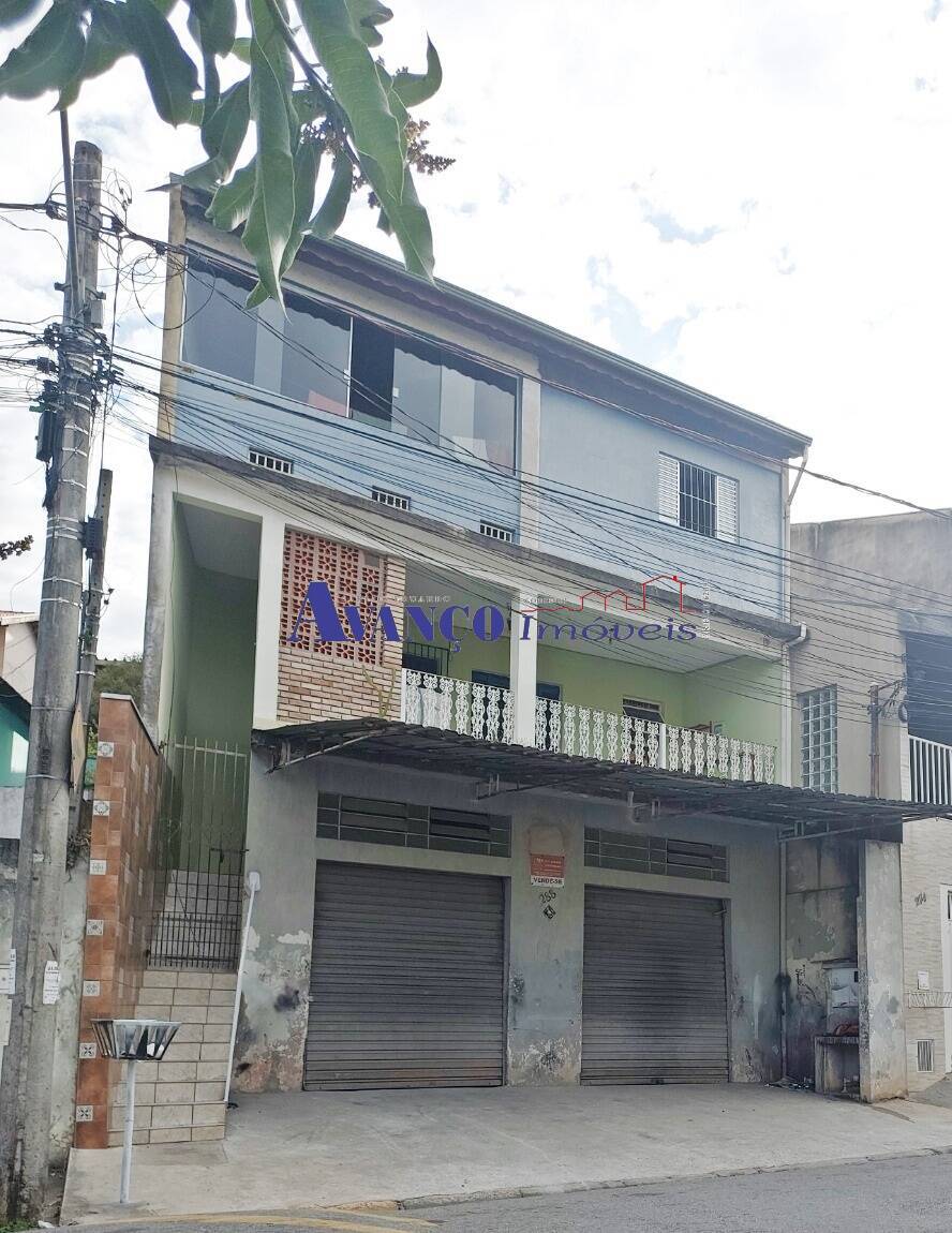 Casa, 3 quartos, 264 m² - Foto 1