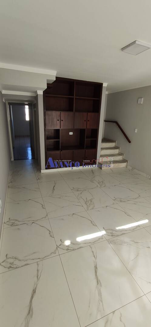 Casa, 3 quartos, 230 m² - Foto 2