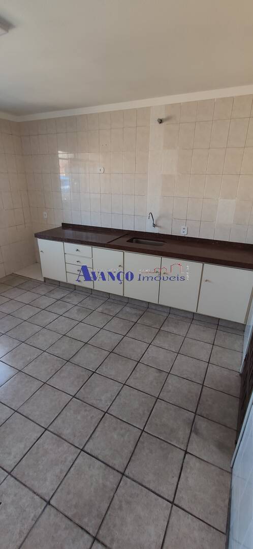 Casa, 3 quartos, 230 m² - Foto 7