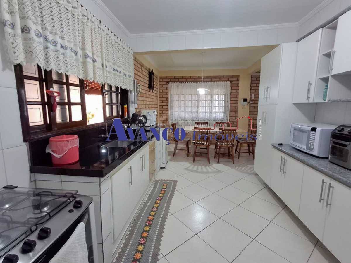 Sítio, 3 quartos, 1000 m² - Foto 7